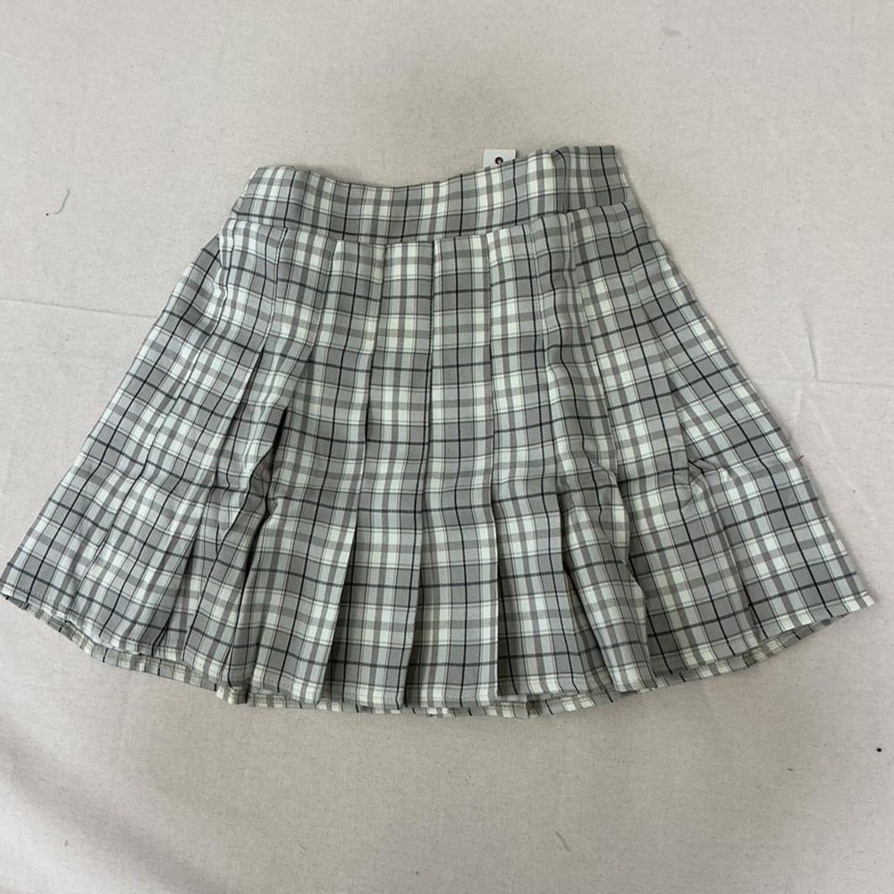 Brand new with tags O.Vianca‎ pleated plaid mini skirt